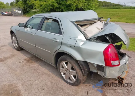 2006 Chrysler 300 Touring from USA, damaged, VIN 2C3KK53G06H242398